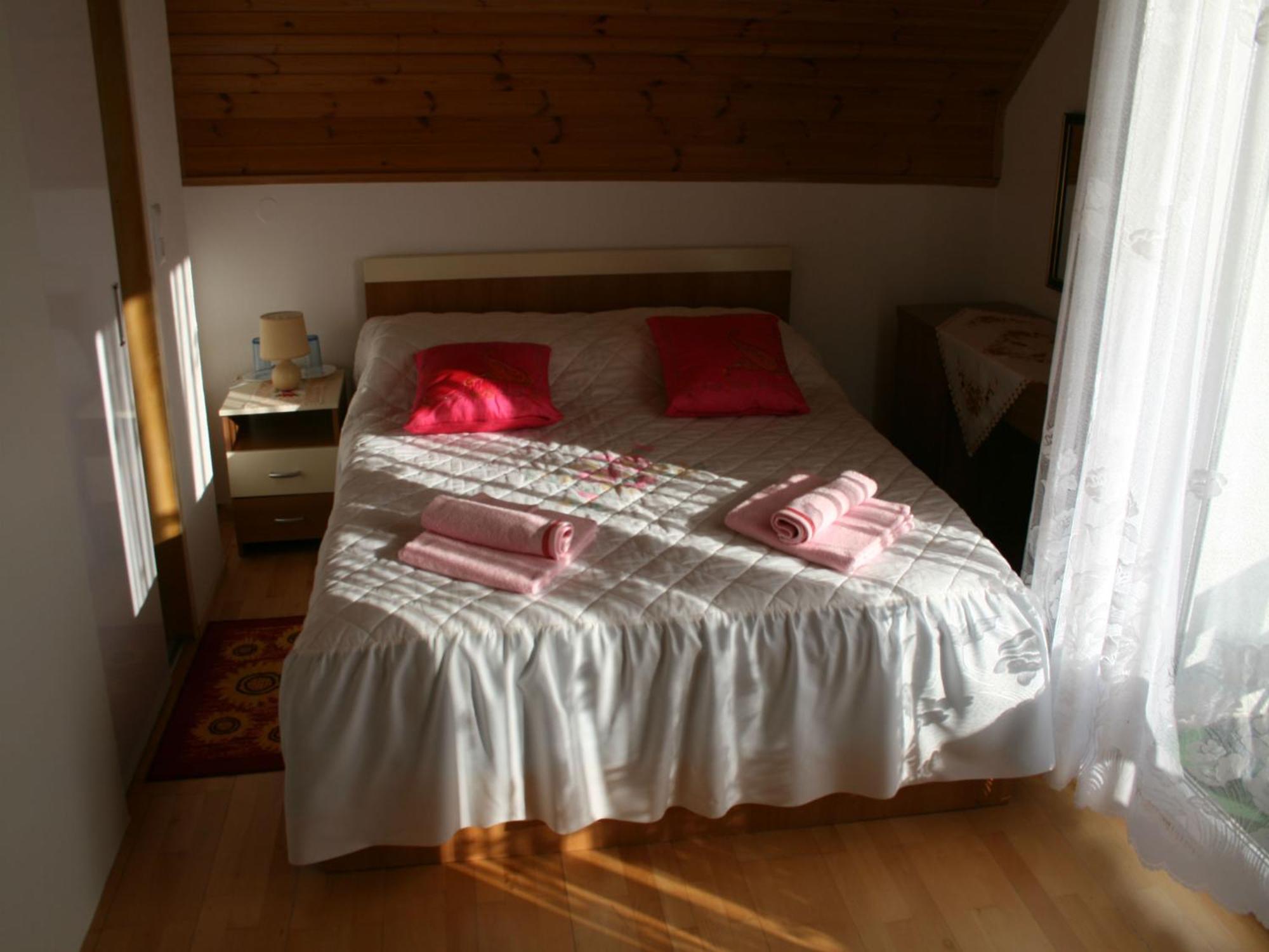 Adriana Guesthouse Йезерце Стая снимка