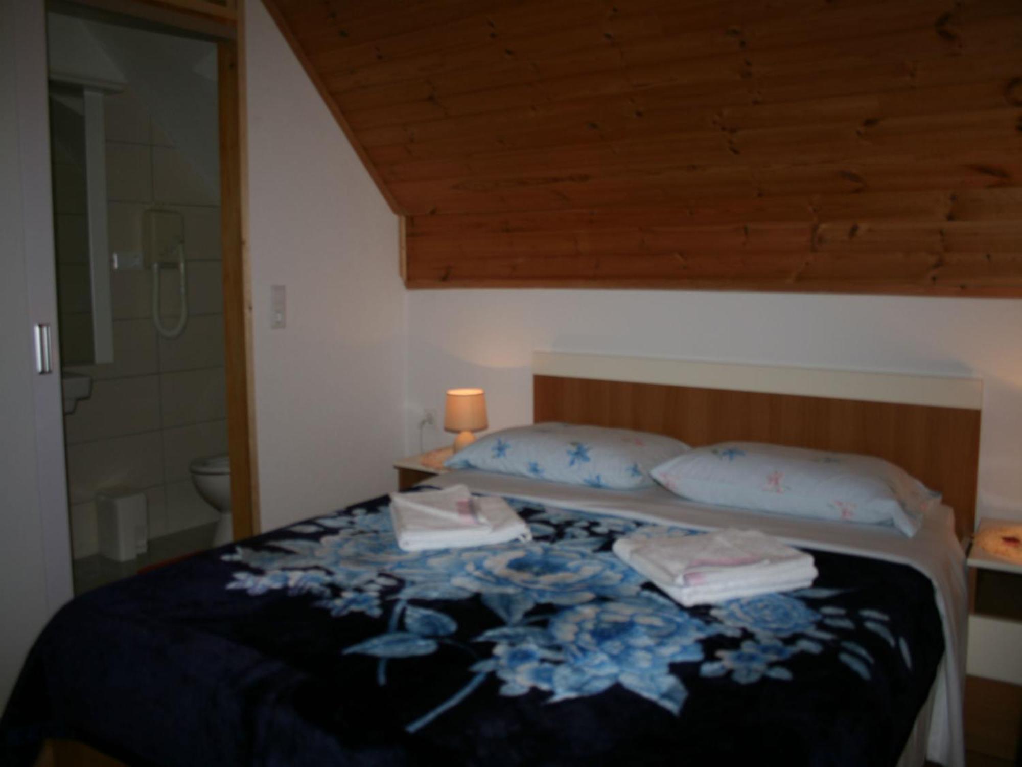 Adriana Guesthouse Йезерце Стая снимка